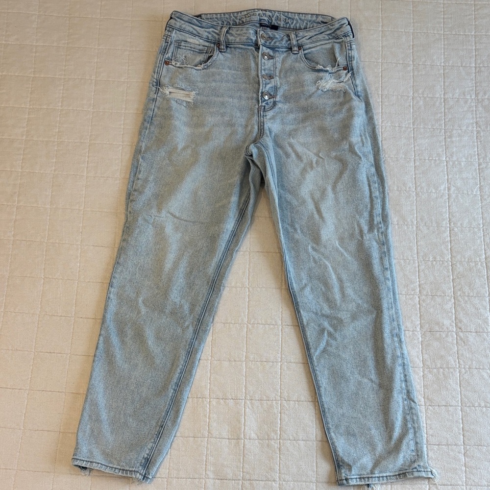 American Eagle Outfitters Light Wash Straight Leg Jeans
